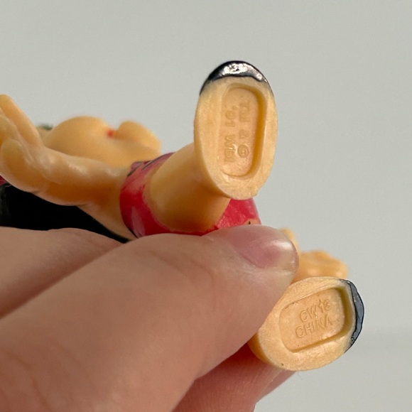 Vintage 90’s Looney Tunes Toys and Figures - Picture 11 of 16